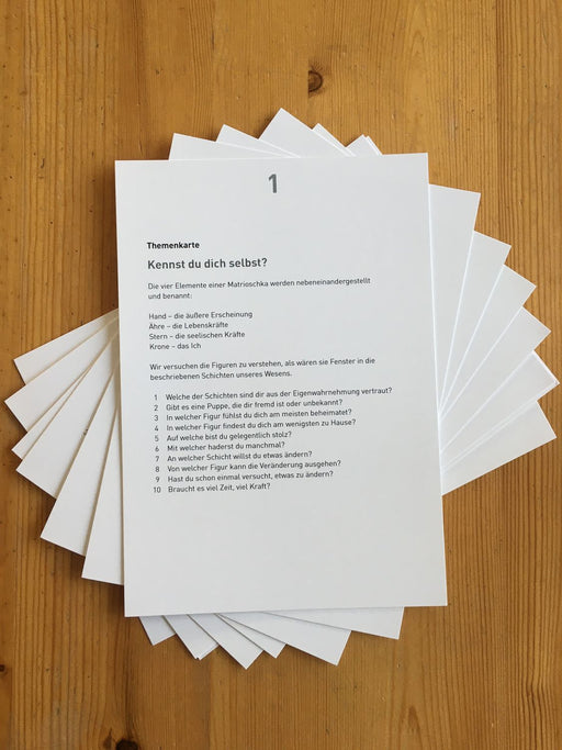 Matrioschka-Themenkarten