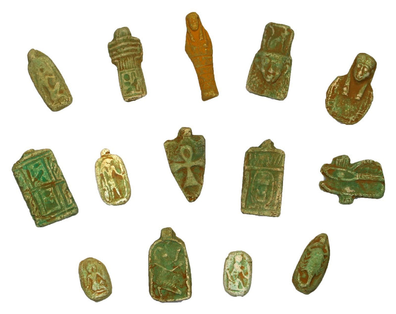 14 Amulette und Glücksbringer